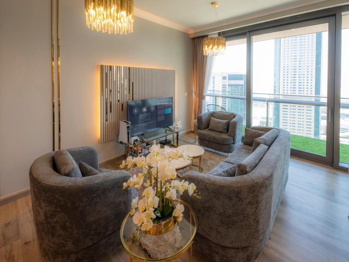 Апартаменты First Class 2Br With Full Dubai Skyline & Sea View Экстерьер фото